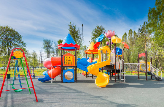 Inspeção técnica de equipamento de playground